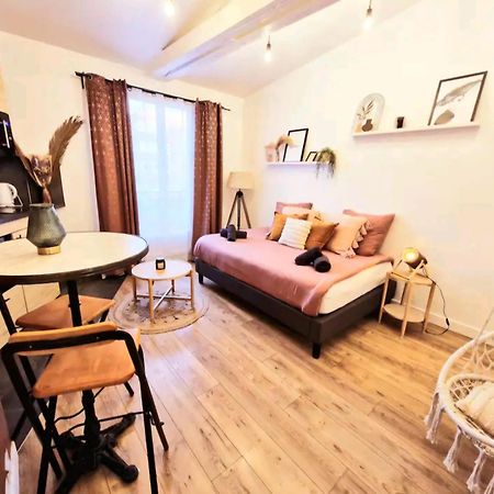 Maison Juliette Клиши Экстерьер фото