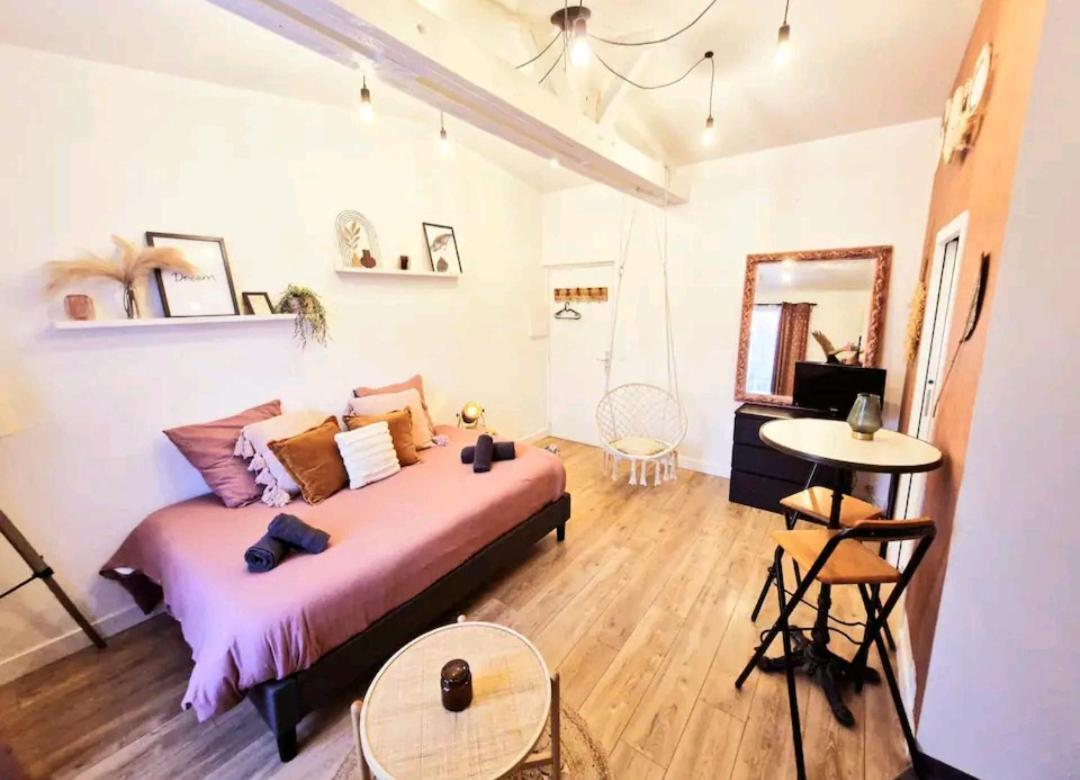 Maison Juliette Клиши Экстерьер фото