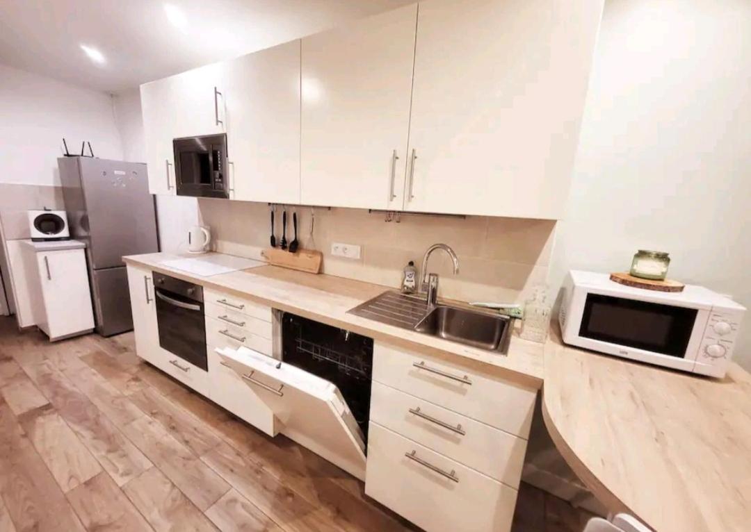 Maison Juliette Клиши Экстерьер фото