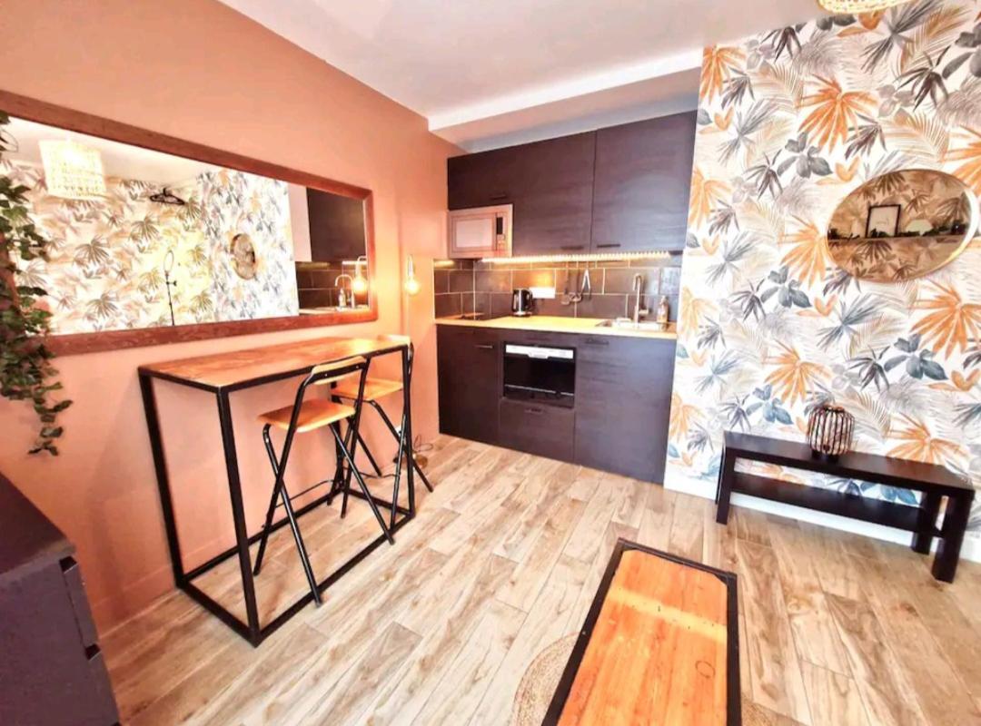 Maison Juliette Клиши Экстерьер фото