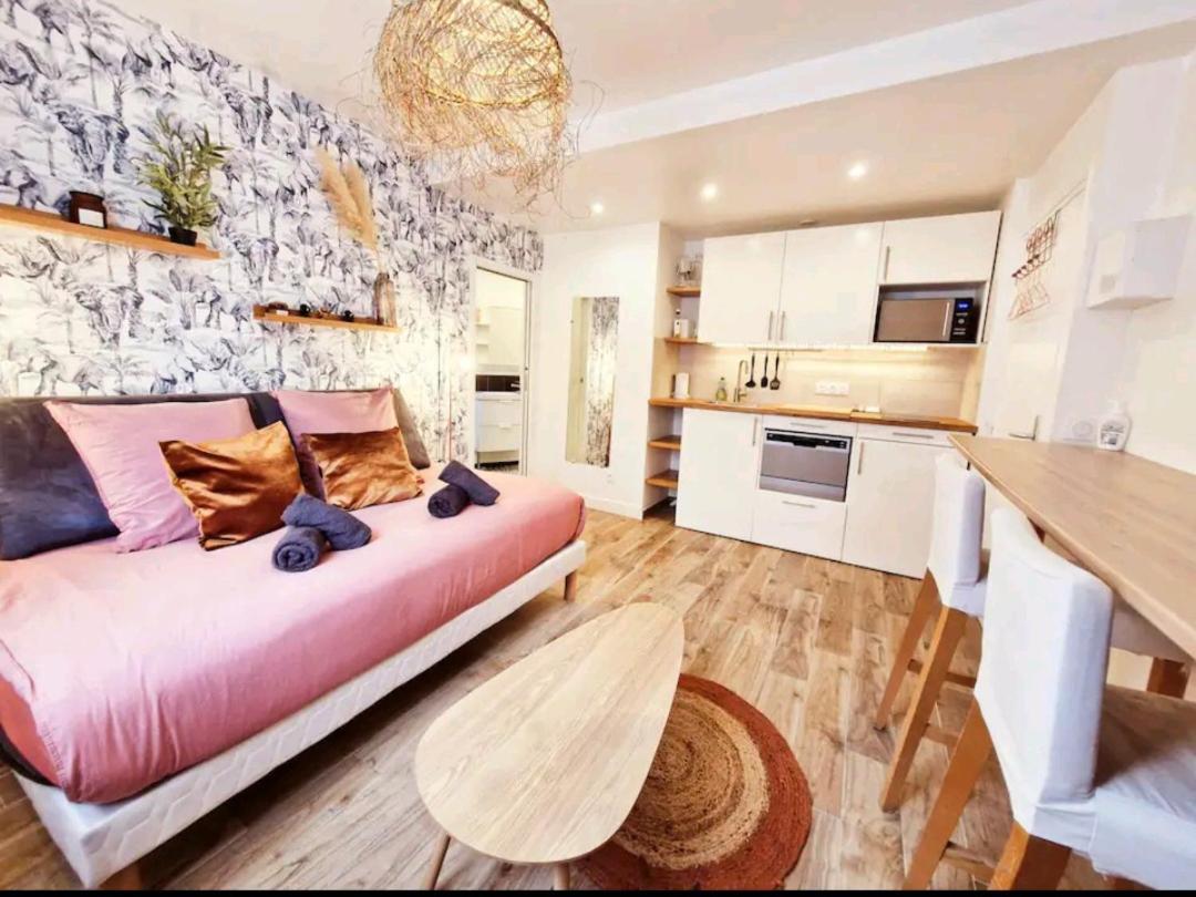Maison Juliette Клиши Экстерьер фото