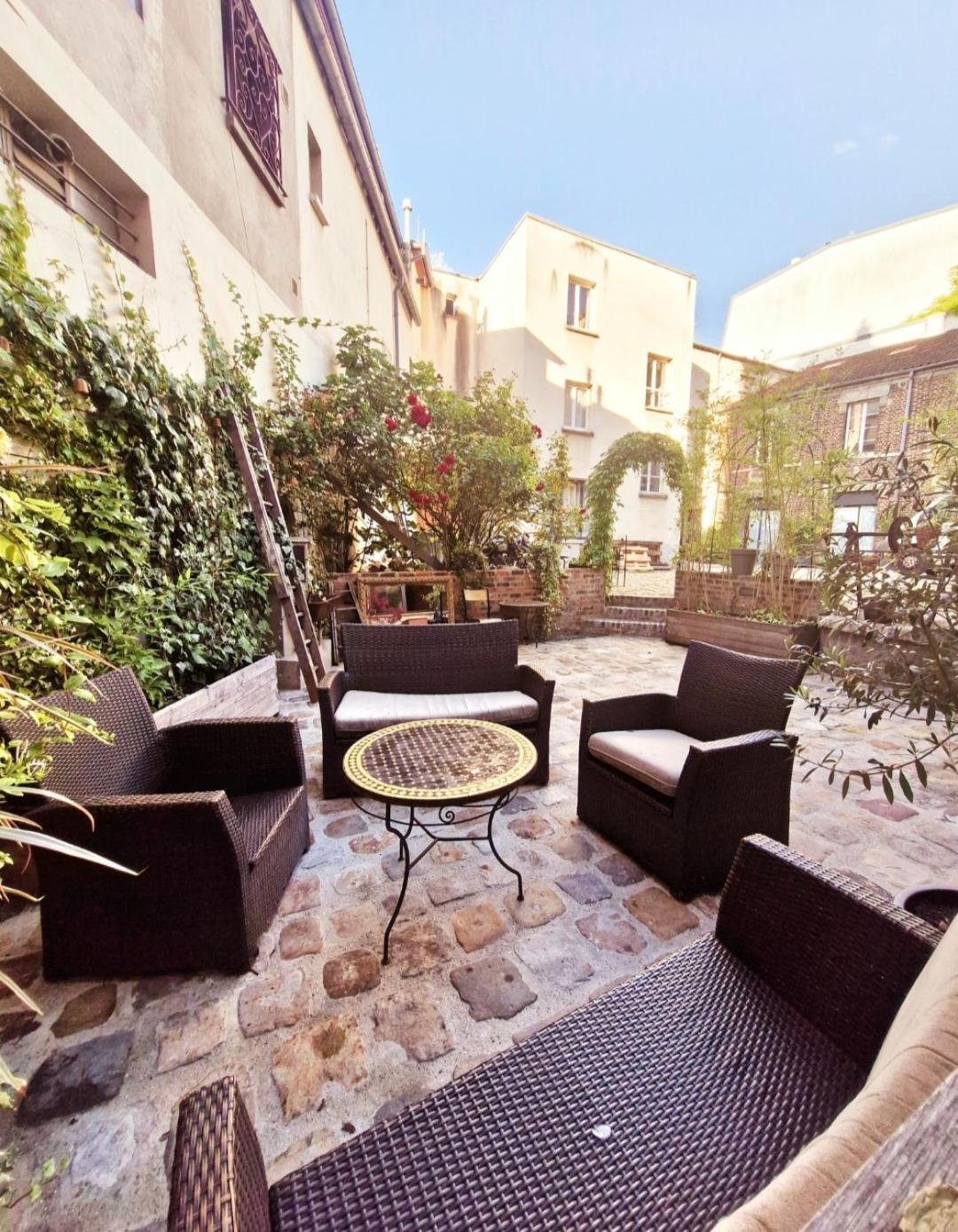 Maison Juliette Клиши Экстерьер фото