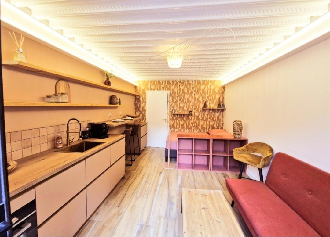 Maison Juliette Клиши Экстерьер фото