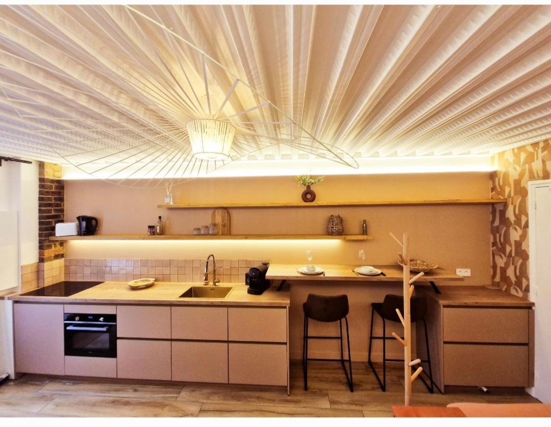 Maison Juliette Клиши Экстерьер фото
