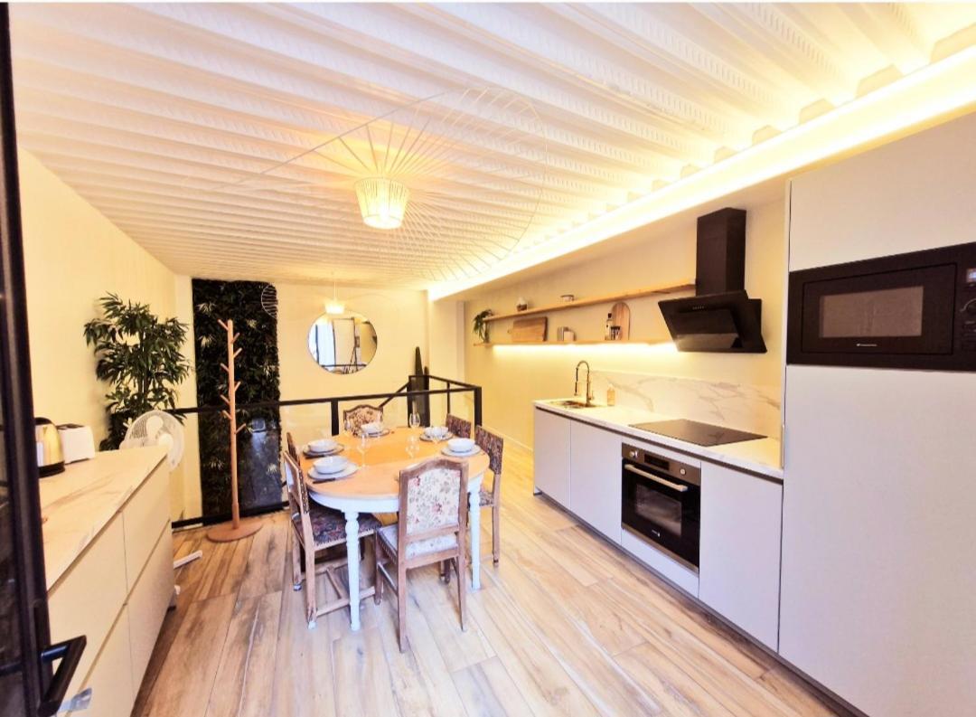 Maison Juliette Клиши Экстерьер фото