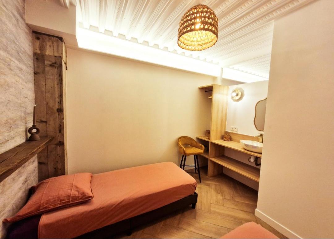Maison Juliette Клиши Экстерьер фото